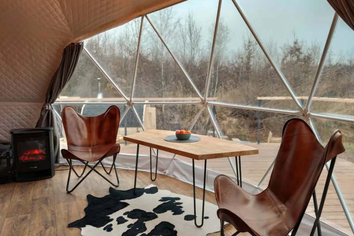 Romantický glamping s wellness a adrenalinem v Krkonoších - foto 03