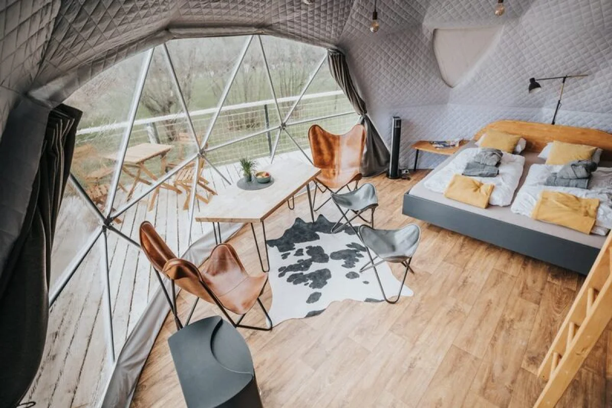 Romantický glamping s wellness a adrenalinem v Krkonoších - foto 05