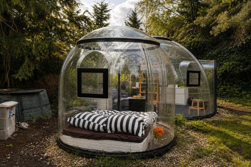 Romantický pobyt pod hvězdnou oblohou v bublinovém hotelu na okraji Prahy se snídaní pro 2 osoby - foto 02