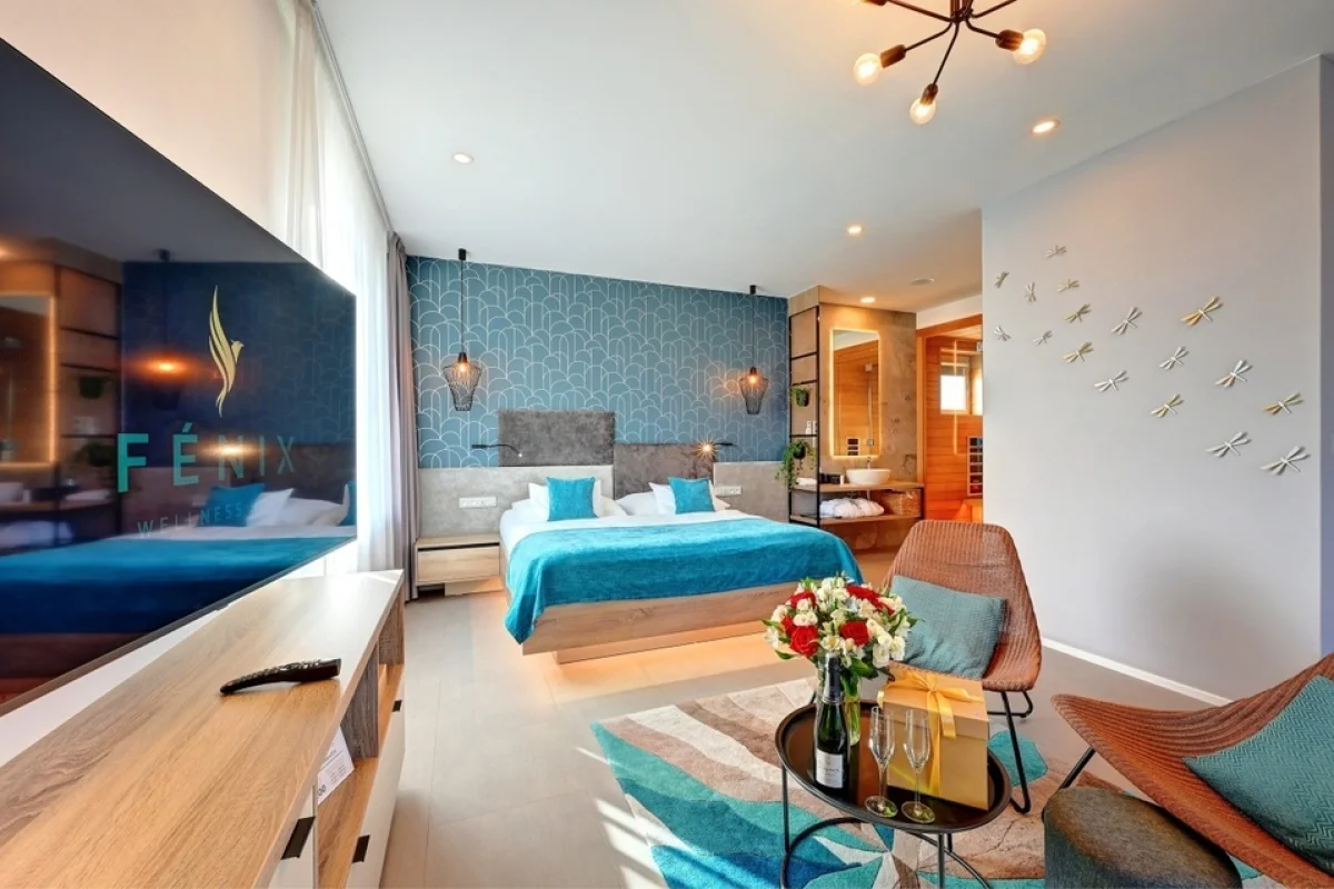 Romantický pobyt pod Ještědem v apartmá Harmony s vířivkou v hotelu Fénix pro 2 osoby - foto 02