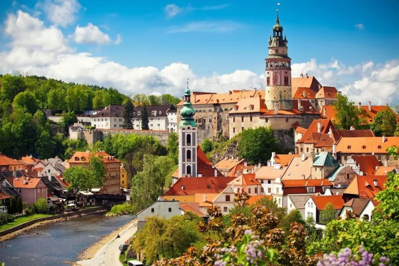 Romantický pobyt se snídaní v kouzelném Českém Krumlově ve stylovém Hotelu Růže pro 2 osoby - foto 02