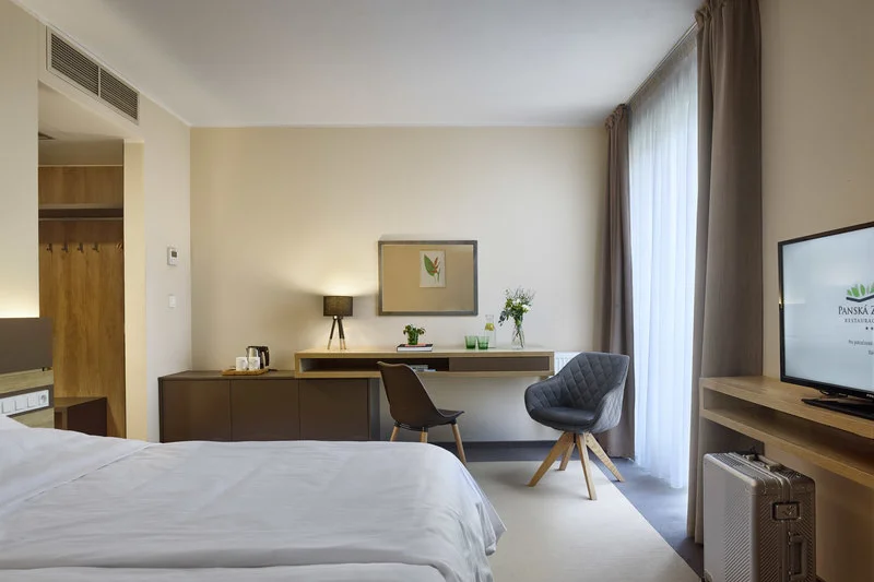 Romantika u Berounky s privátním wellness - foto 04