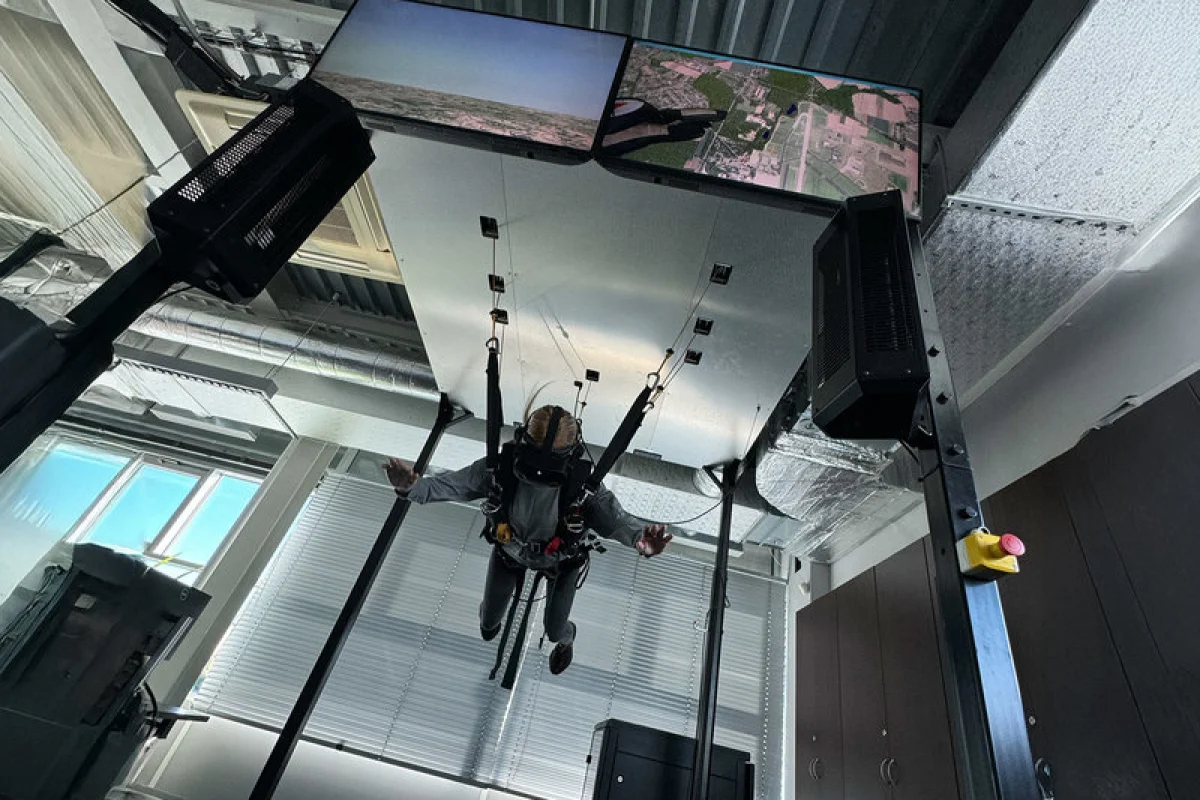 Simulátor seskoku padákem s VR - foto 03