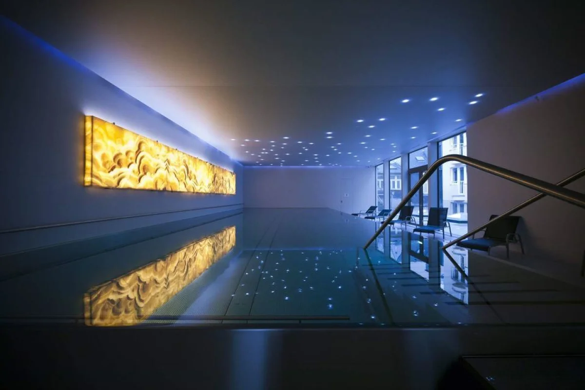 Skvělý neomezený wellness pobyt s lázeňskými procedurami a polopenzí v luxusním Hotelu Prezident pro 2 osoby na 3 noci - foto 02