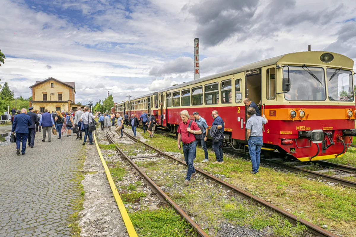 Soukromá jízda motoráčkem z Děčína na Šenovku - foto 04