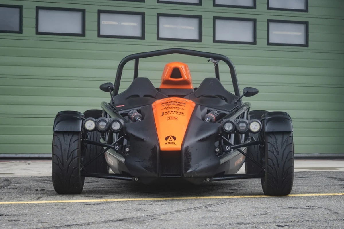 Spolujízda v Ariel Atom 4 na Masarykově okruhu - foto 03