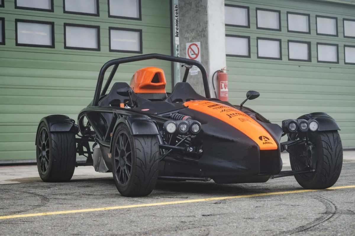 Spolujízda v Ariel Atom 4 na Masarykově okruhu - foto 04