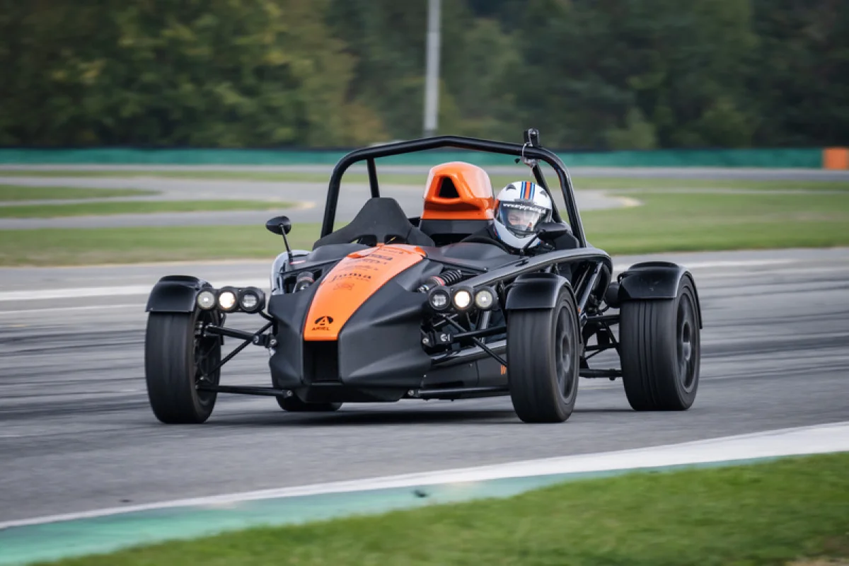 Spolujízda v Ariel Atom 4 na Masarykově okruhu - foto 07
