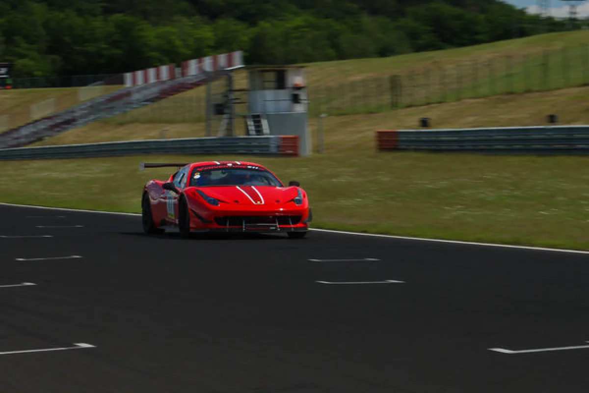 Spolujízda v závodním Ferrari - foto 03