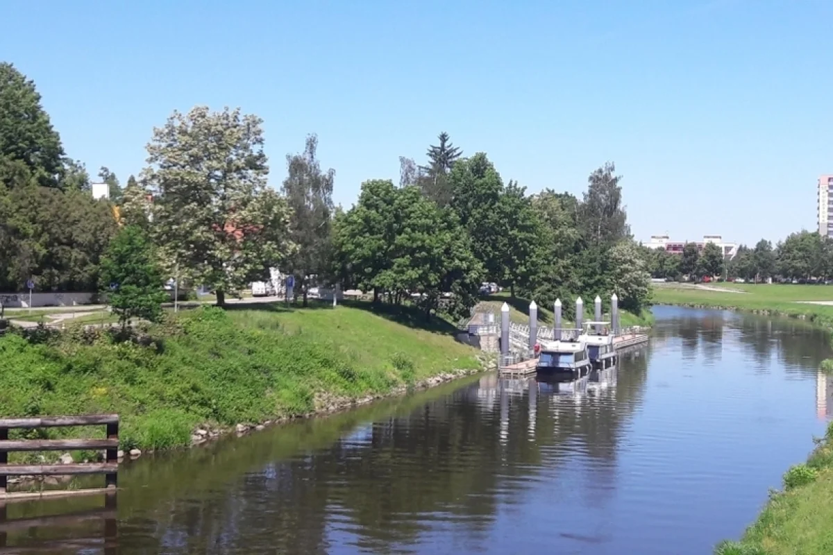 Staňte se lodníkem na Labi - plavba s kurzem řízení obytné lodi a certifikátem lodníka pro 2 osoby - foto 05