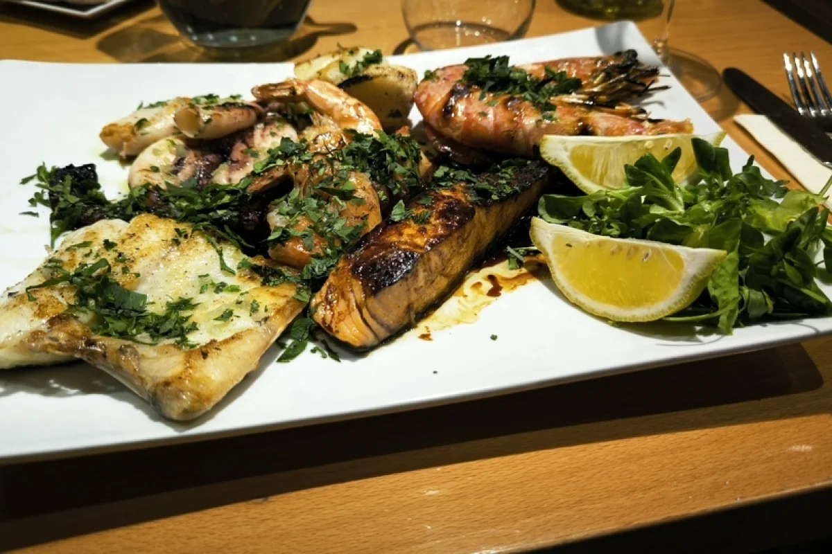 Středomořské degustační menu plné grilovaných mořských dobrot v centru Prahy pro 2 osoby - foto 04