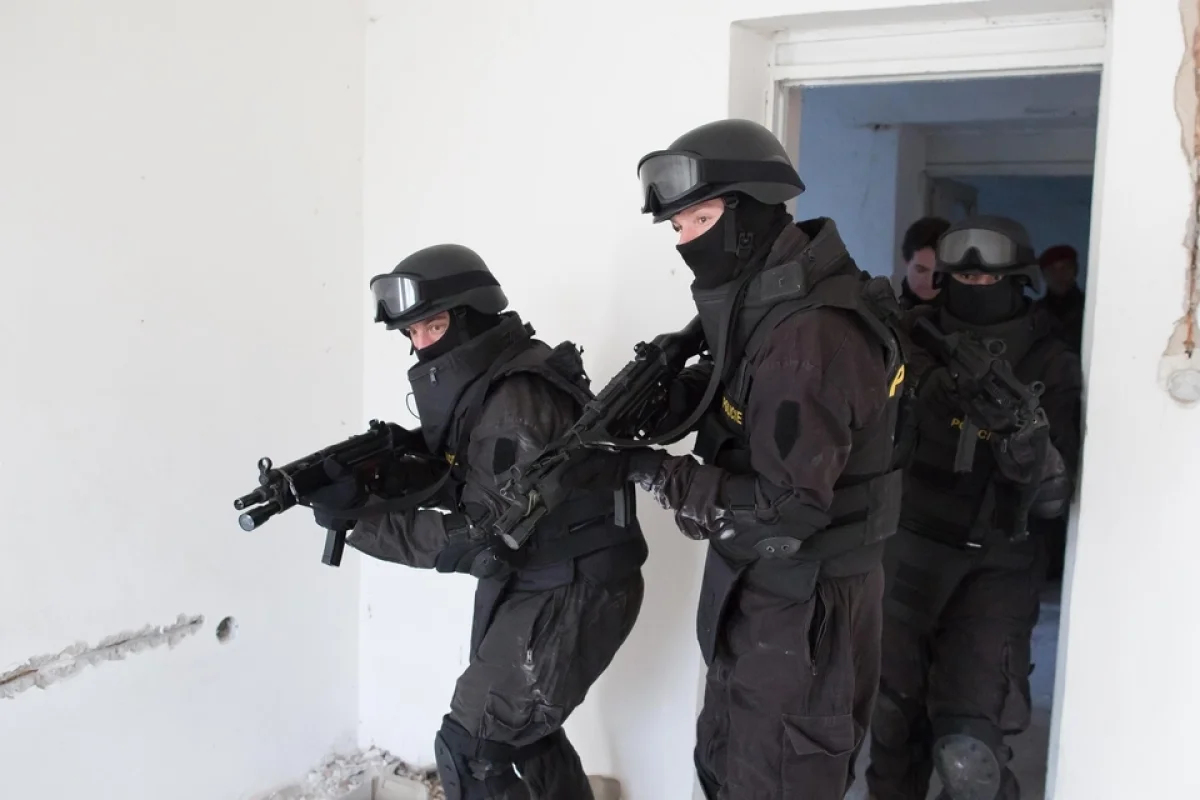 S.W.A.T. výcvik - foto 03