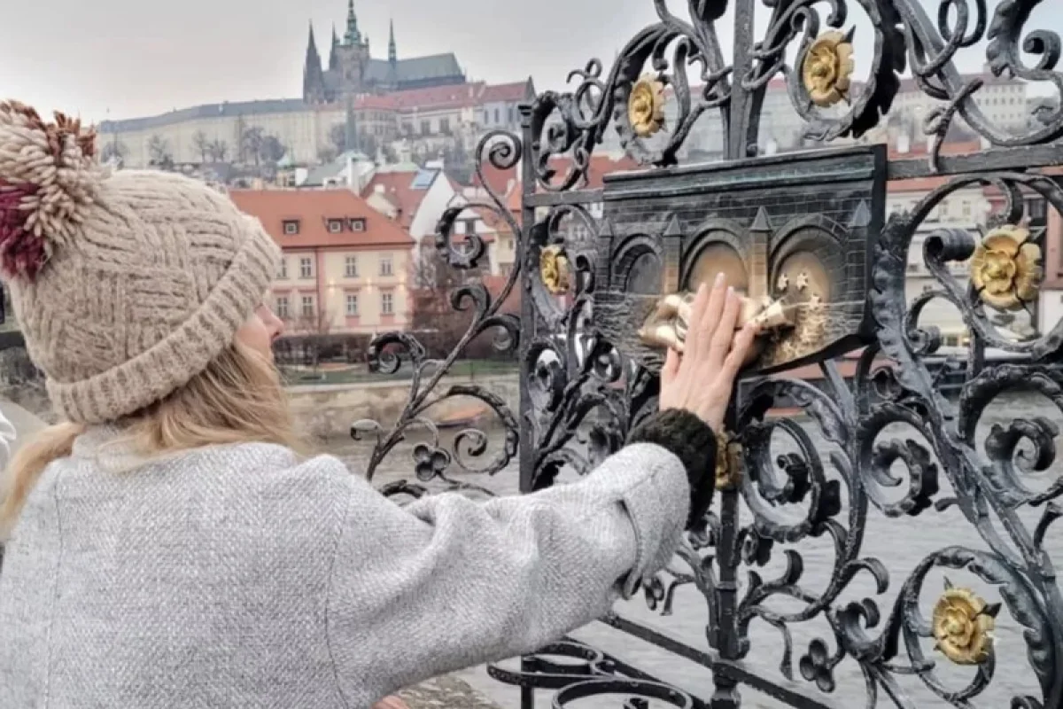 Tajemství Karlova mostu: Venkovní úniková hra - foto 03