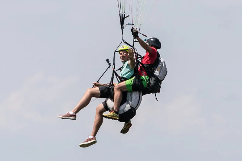 Tandemový paragliding - akrobatický let - foto 04