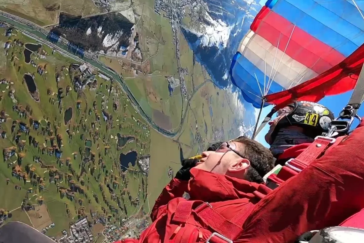 Tandemový seskok padákem v Rakousku: Zell am See - foto 09