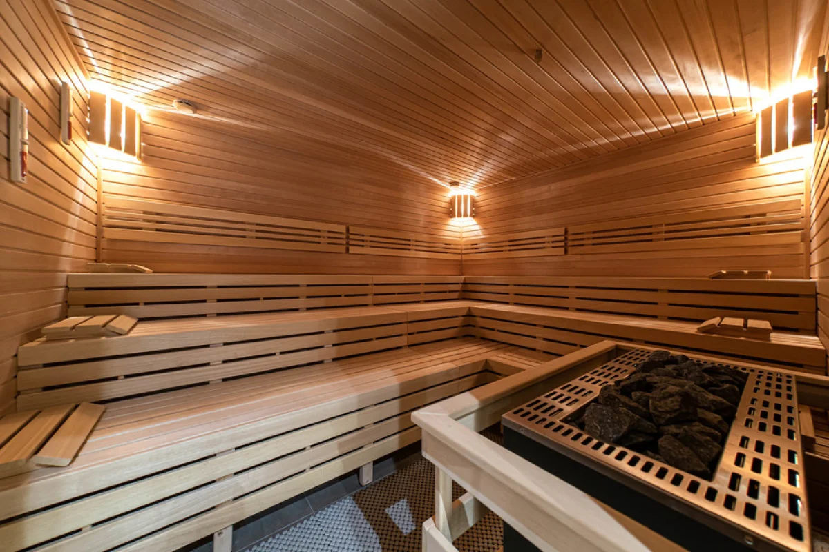 Ubytování s pivní lázní, snídaní a saunovým relaxem ve Wellness Hotelu**** Pivovar Monopol pro 2 osoby - foto 04