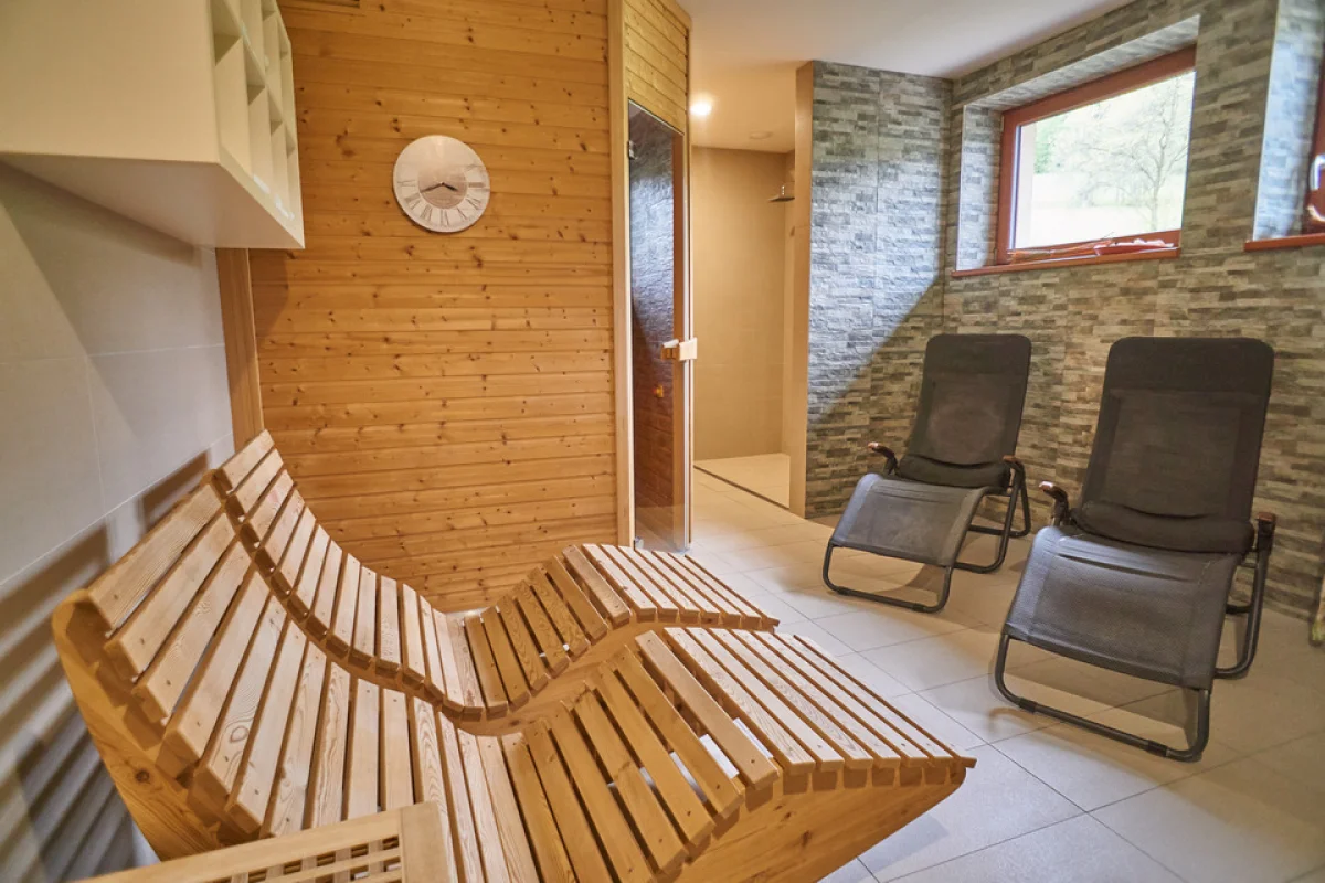 Ubytování uprostřed Jeseníků se snídaní, wellness a minigolfem pro dva na 2 noci - foto 05