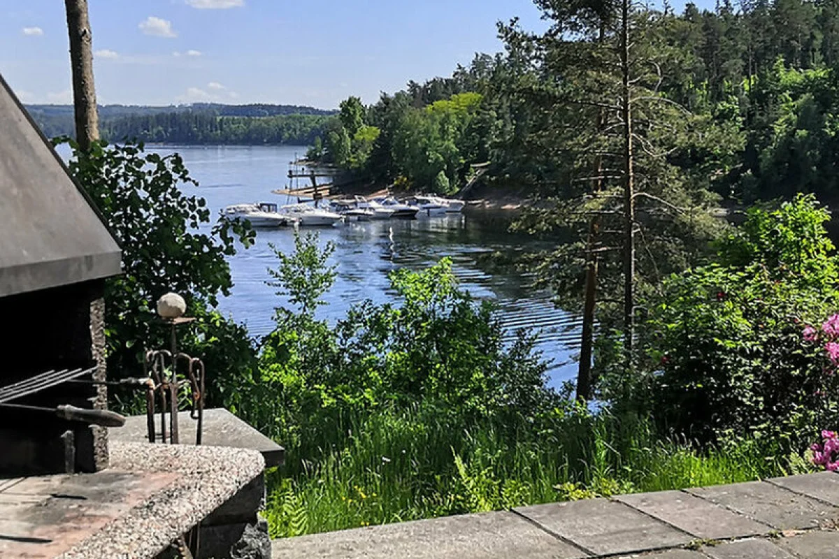 Ubytování v luxusní vile na Orlíku - foto 06