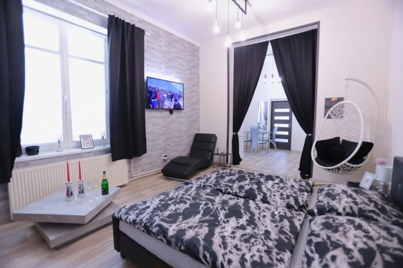 Ubytování ve stylovém Wellness apartmánu Leqwell v centru Uherského Brodu - foto 03