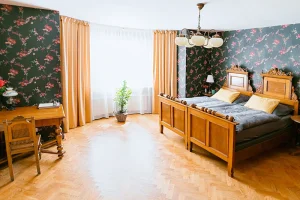 Únik do prvorepublikového apartmánu v Českém krasu - foto 02