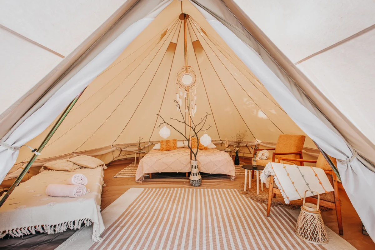 Úžasný glamping v srdci jižních Čech v areálu penzionu Černická obora pro 2 osoby na 2 noci - foto 04