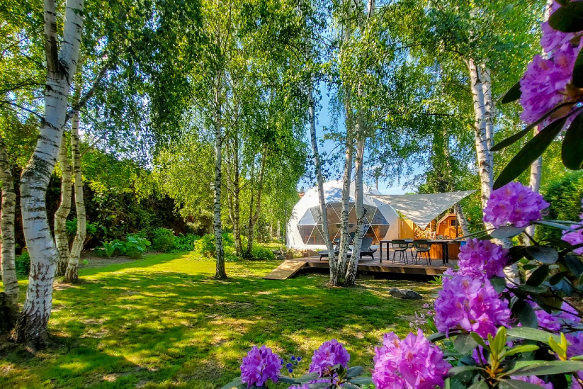 Úžasný glampingový pobyt v elegantním Igloo s privátním koupacím sudem a saunou pro 2 osoby na 2 noci - foto 04