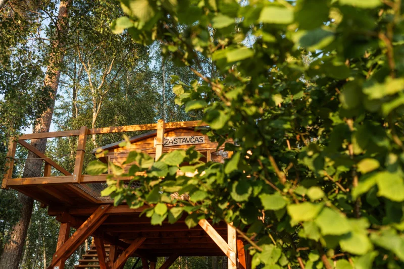 Úžasný relax uprostřed přírody s ubytováním v korunách stromů pro dva - foto 02