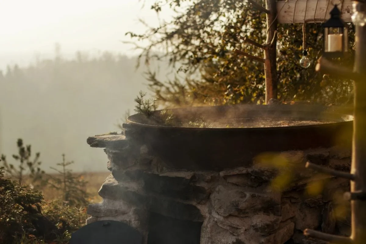 Úžasný wellness glamping v jurtě na samotě v srdci Podkrkonoší s exkluzivním grilovacím košem pro 2 osoby na 2 noci - foto 05