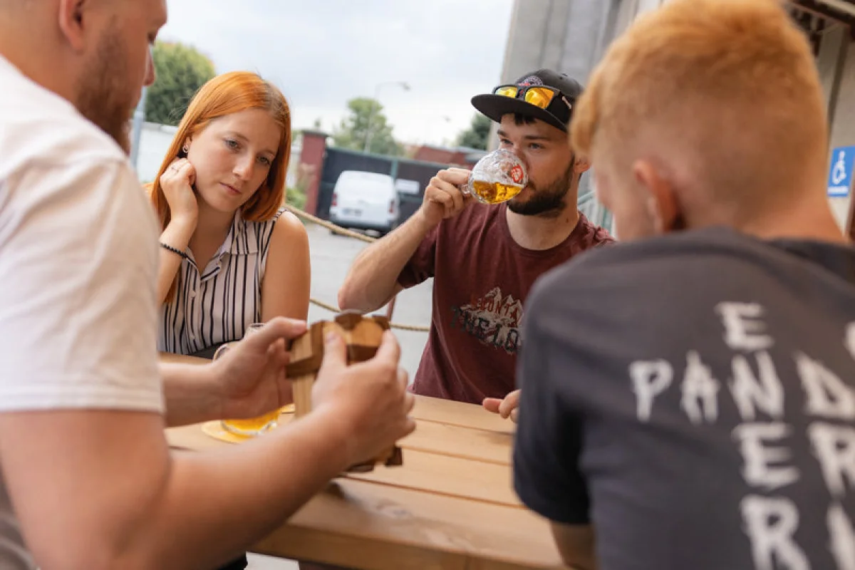 Venkovní úniková hra: Pivní výlet do budoucnosti - foto 05