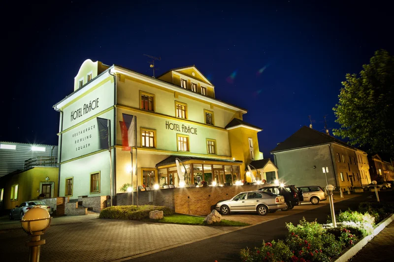 Víkendový wellness pobyt na Valašsku s polopenzí v rodinném hotelu Abácie**** pro 2 osoby na 2 noci - foto 02