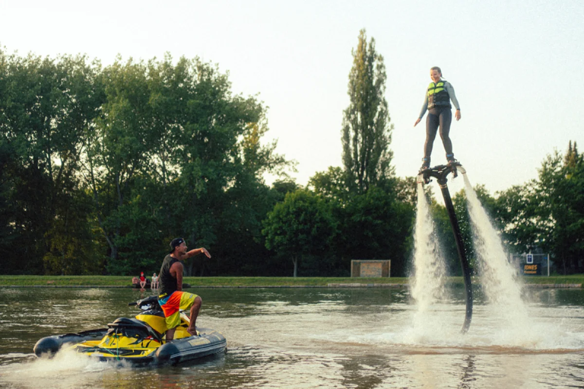 VIP lekce flyboardingu s mistrem ČR - foto 07