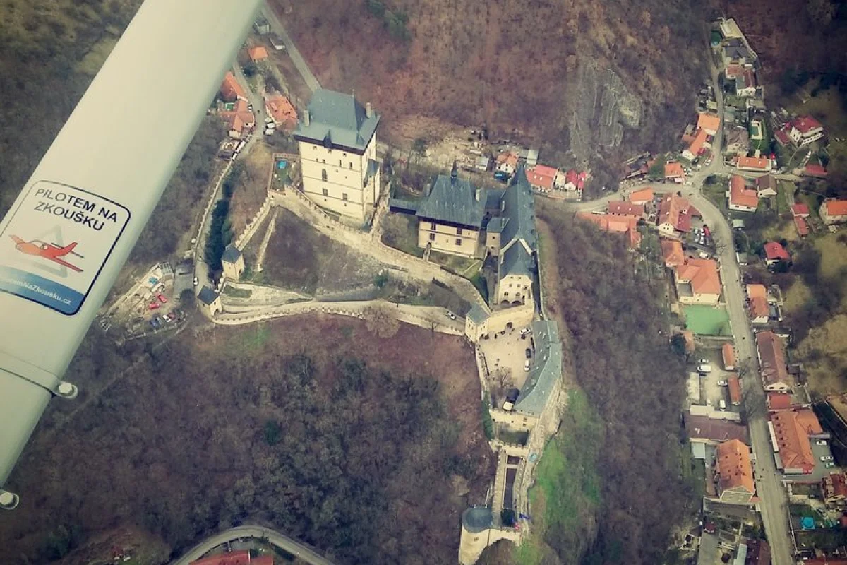 Vyhlídkový let - Karlštejn - foto 05