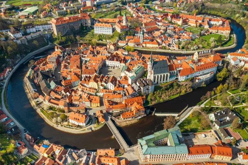 Vyhlídkový let nad zámky jižních Čech a divokou Šumavou - foto 02