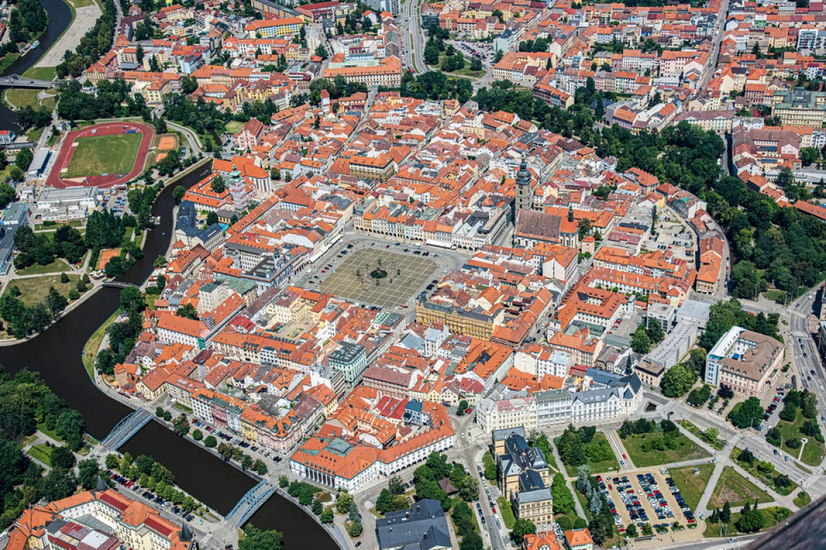 Vyhlídkový let nad zámky jižních Čech a divokou Šumavou - foto 05