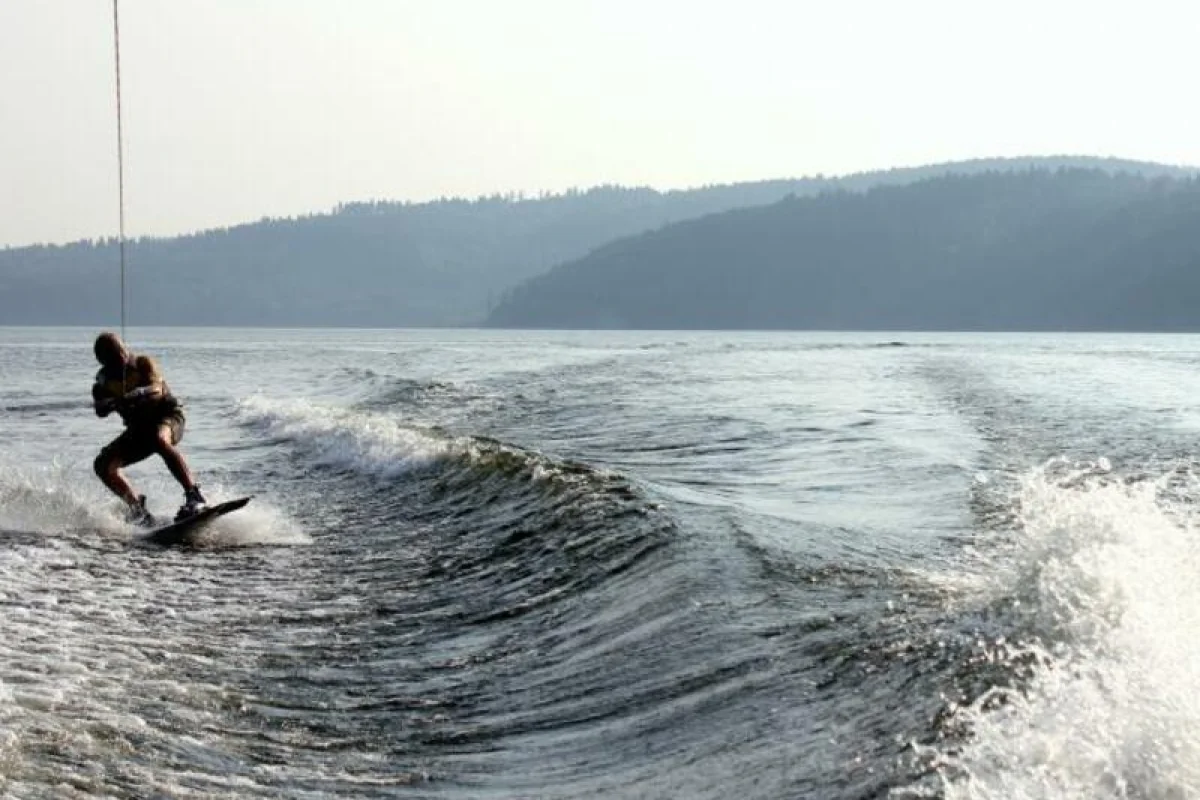 Wakesurfing - foto 04