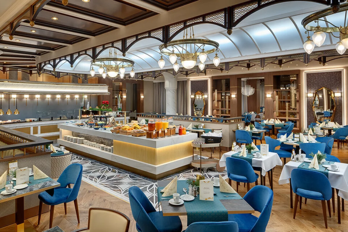 Wellness pobyt se snídaní v luxusním hotelu Nové Lázně***** s římskými lázněmi i saunovým světem pro 2 osoby - foto 05