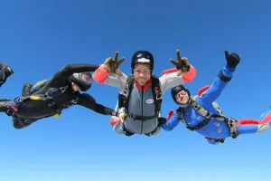 Základní výcvik volného pádu IAFF ze 4 000 m - foto 01