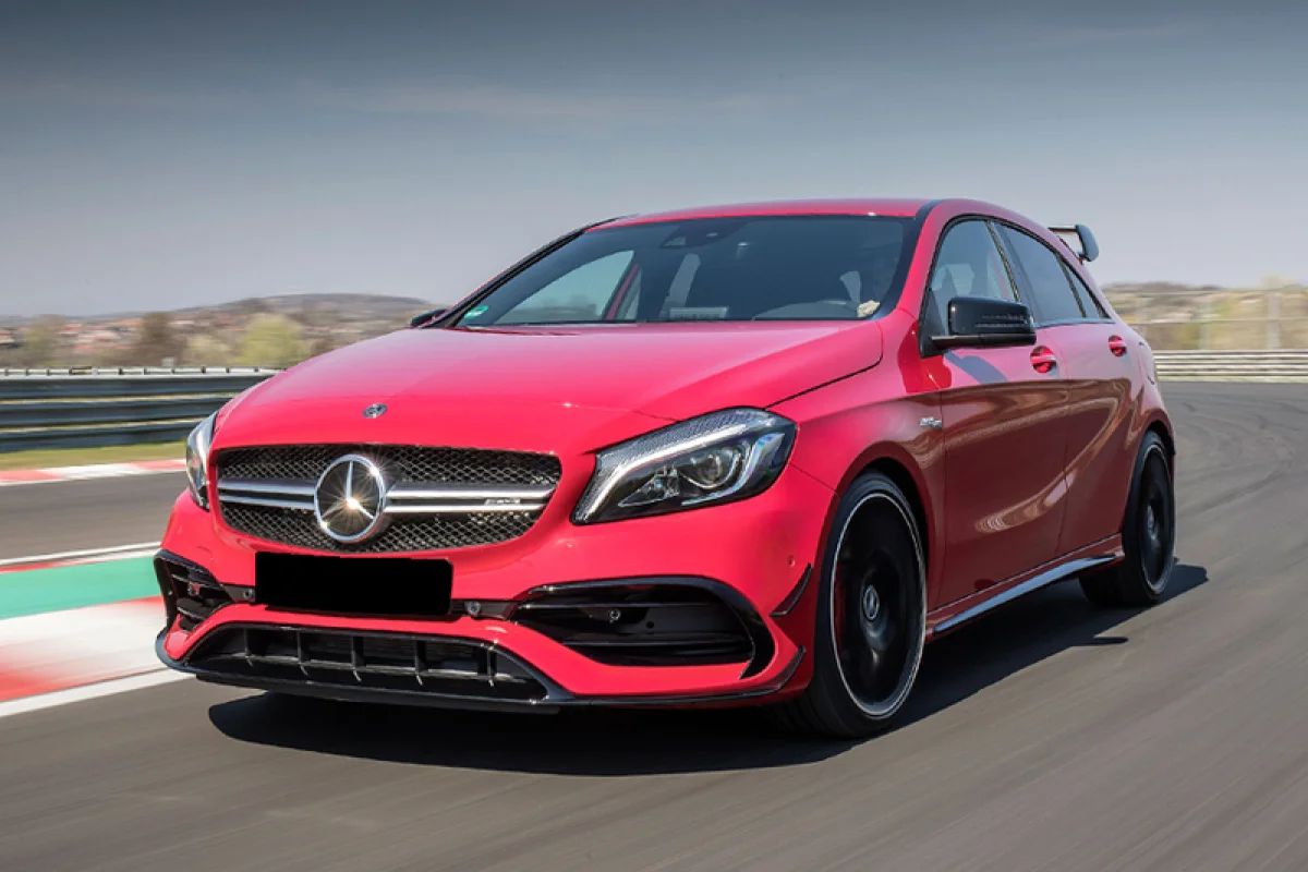 Zážitková jízda vozem Mercedes-Benz A AMG 45 - foto 01