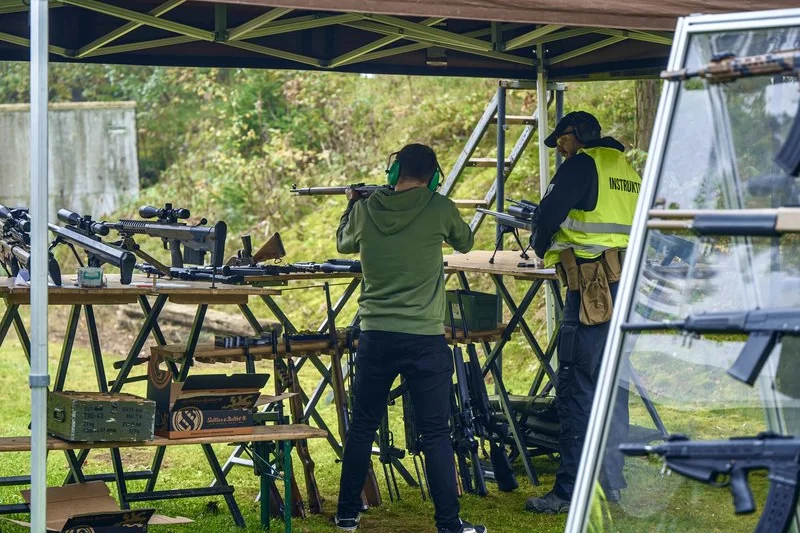Zážitková střelba: Speciální jednotky - 10 zbraní - foto 04