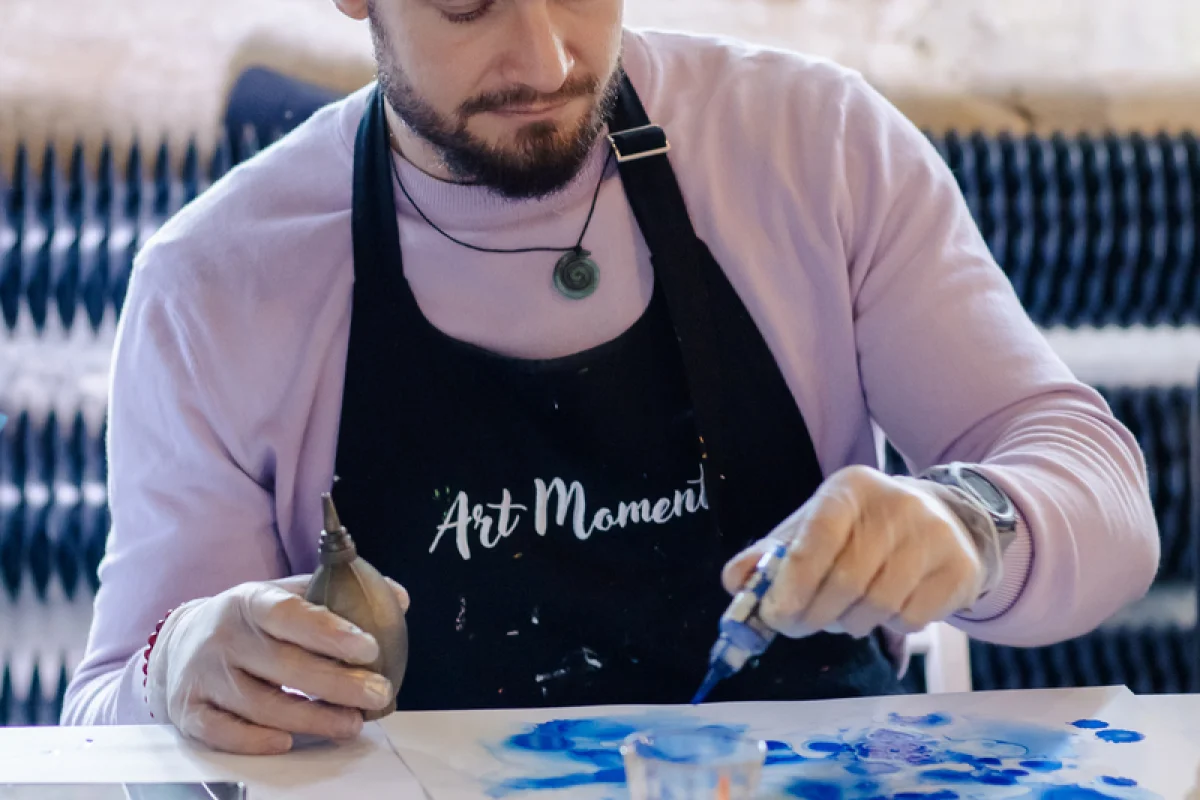 Zážitkové abstraktní malování lihovými inkousty - foto 07