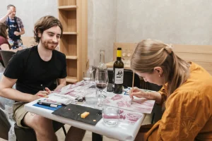 Zážitkové malování vínem + degustace se sommeliérem - foto 01