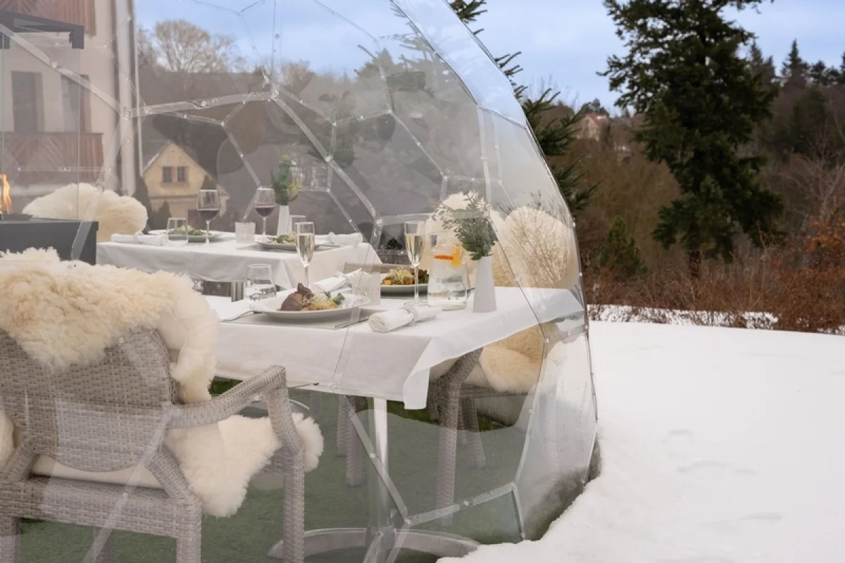 Zážitkové menu v iglú s výhledem na Krušné hory - foto 04